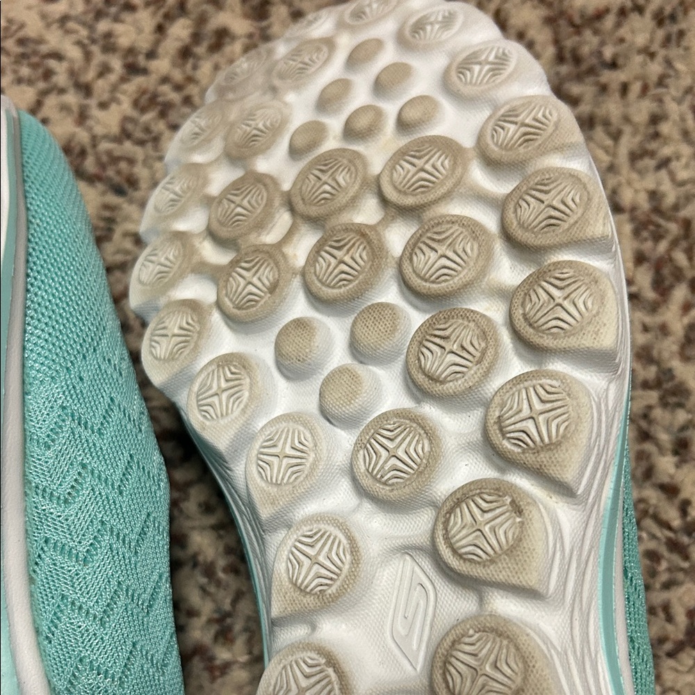 Skechers Women's Go Walk 2 Slip-On Sneakers - Wms 9 - Picture 8 of 10
